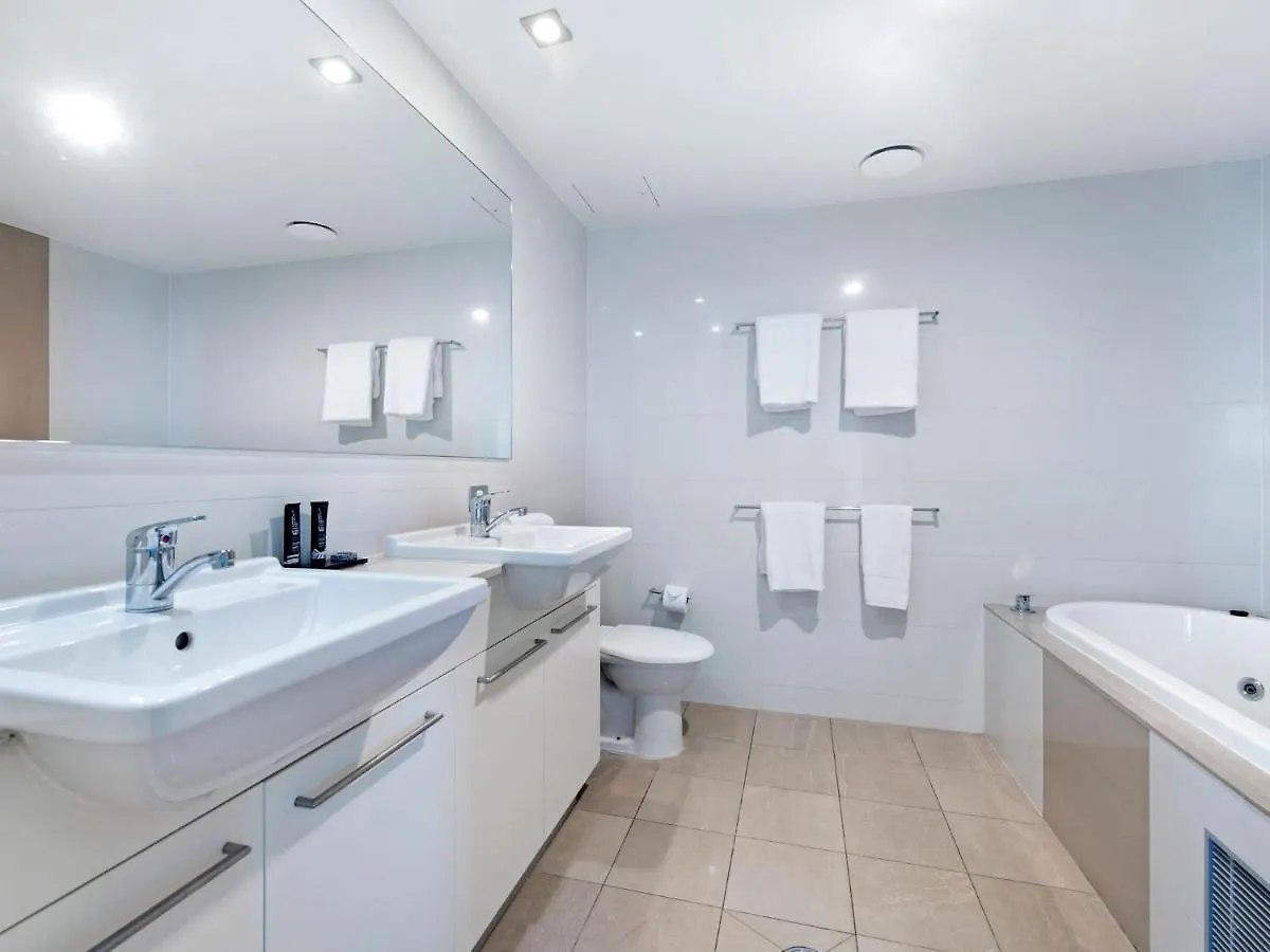 Private Rooftop Spa Penthouse Apartment - Sierra Grand - Coasthm Guldkusten Australien