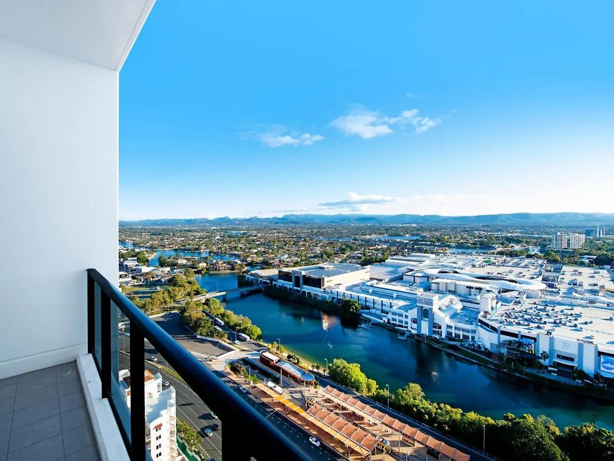 Private Rooftop Spa Penthouse Apartment - Sierra Grand - Coasthm Guldkusten 0*,  Australien