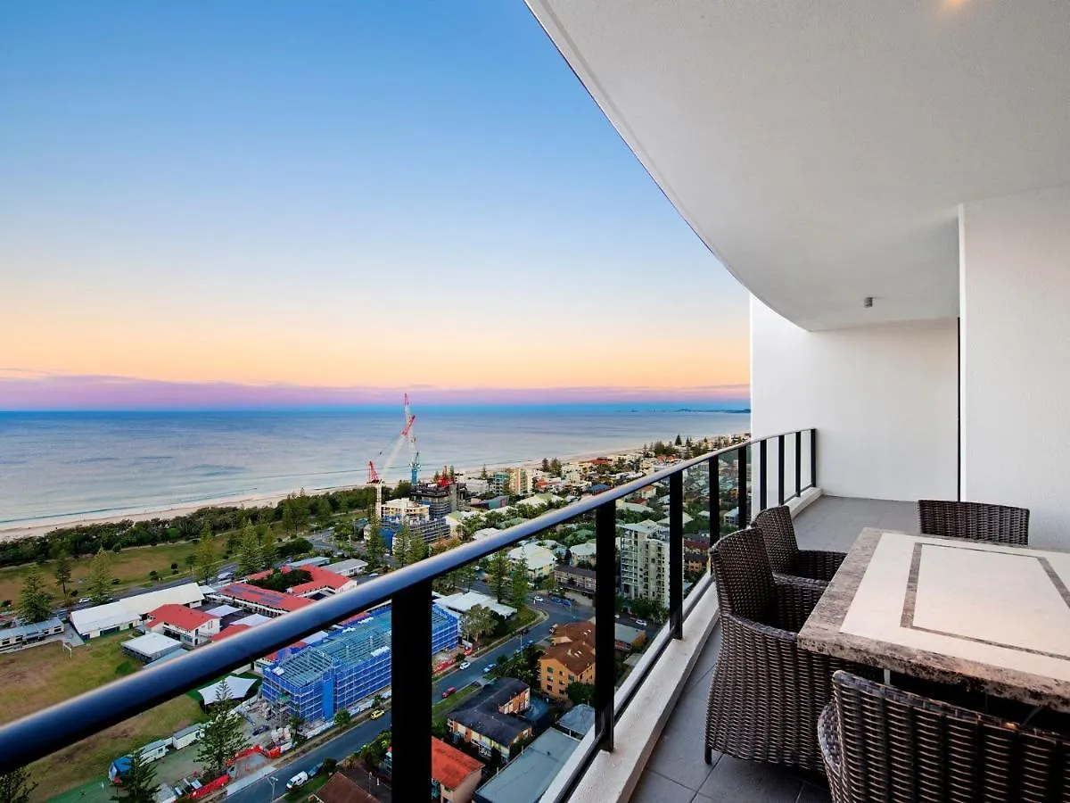 Private Rooftop Spa Penthouse Apartment - Sierra Grand - Coasthm Guldkusten Australien