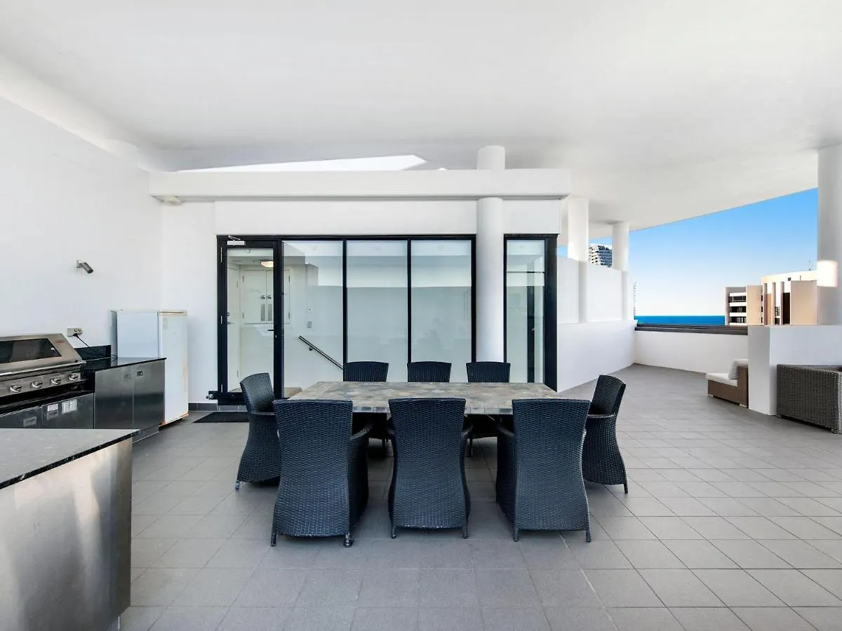 Private Rooftop Spa Penthouse Apartment - Sierra Grand - Coasthm Guldkusten Australien