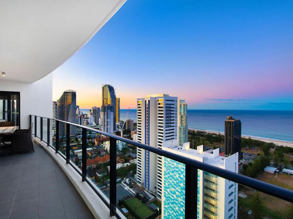 Private Rooftop Spa Penthouse Apartment - Sierra Grand - Coasthm Guldkusten 0*,  Australien