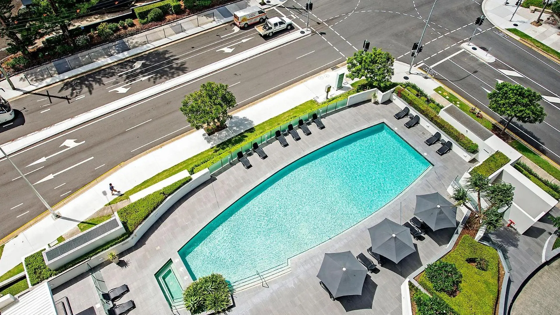 Private Rooftop Spa Penthouse Apartment - Sierra Grand - Coasthm Guldkusten